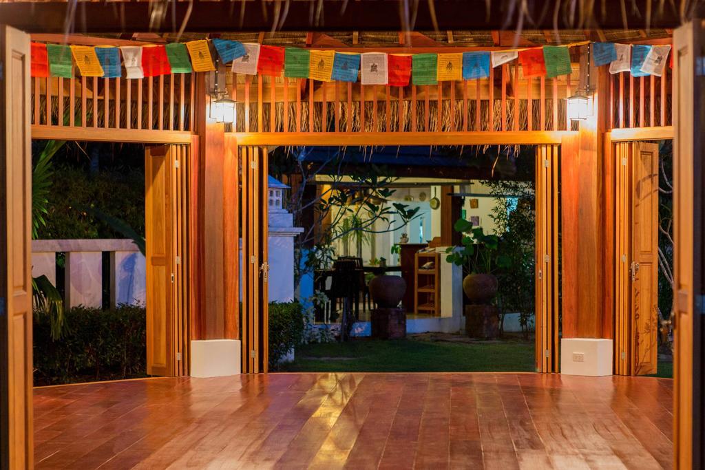 Easy Time Resort Laem Sai Beach Kültér fotó